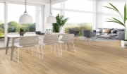 Sàn gỗ có bị phai bạc màu không?