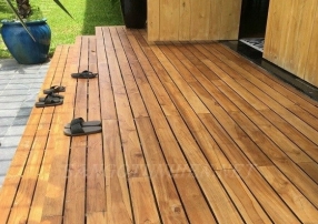 Sàn gỗ Teak ngoài trời cao cấp Sàn gỗ Teak ngoài trời cao cấp