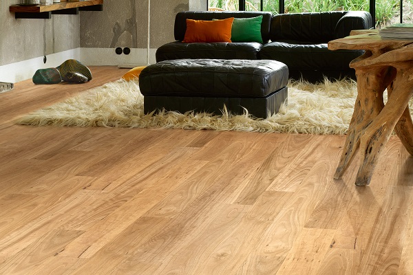Sàn gỗ công nghiệp đẹp tự nhiên dễ phối màu nội thất