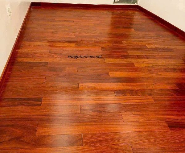 Sàn gỗ Giáng Hương Lào màu đẹp