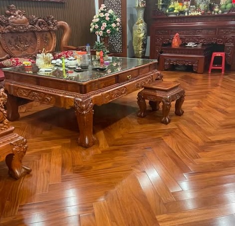 Sàn gỗ Gõ Đỏ lát xương cá