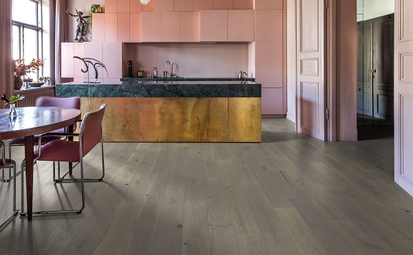 Sàn gỗ Lucano lát phòng bếp