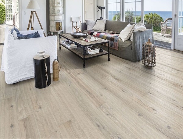 Lợi Ích Khi Lắp Đặt Sàn Gỗ và Sàn Nhựa