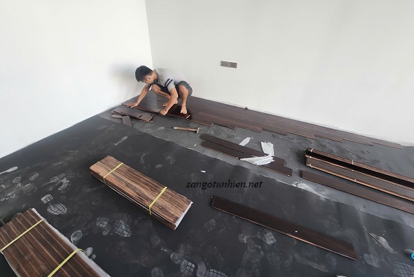  Thợ sàn gỗ tự nhiên tại Sàn Đẹp trên 5 năm kinh nghiệm lát sàn